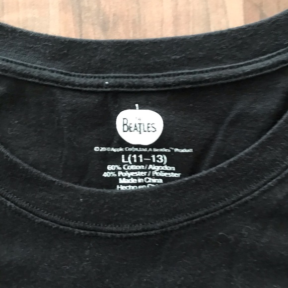 The Beatles T-shirt size large juniors - Picture 2 of 3